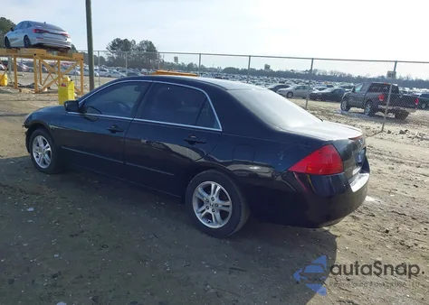 2006 Honda Accord 2.4 Se from USA, damaged, VIN 1HGCM56386A124103